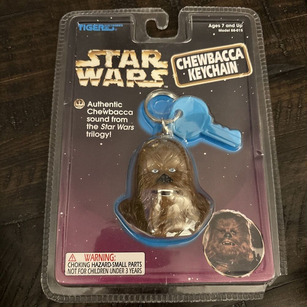 1997 Tiger Electronics INC. Star Wars Chewbacca Keychain New SEALED